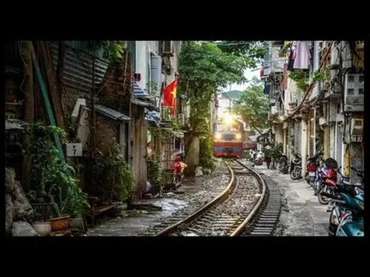 Sự Bùng Nổ Của Video Ngắn và Trí Tuệ Nhân Tạo: Vai Trò Thiết Yếu Của Đào Tạo Kỹ Năng Sáng Tạo Nội Dung_Phần mềm biên tập video miễn phí